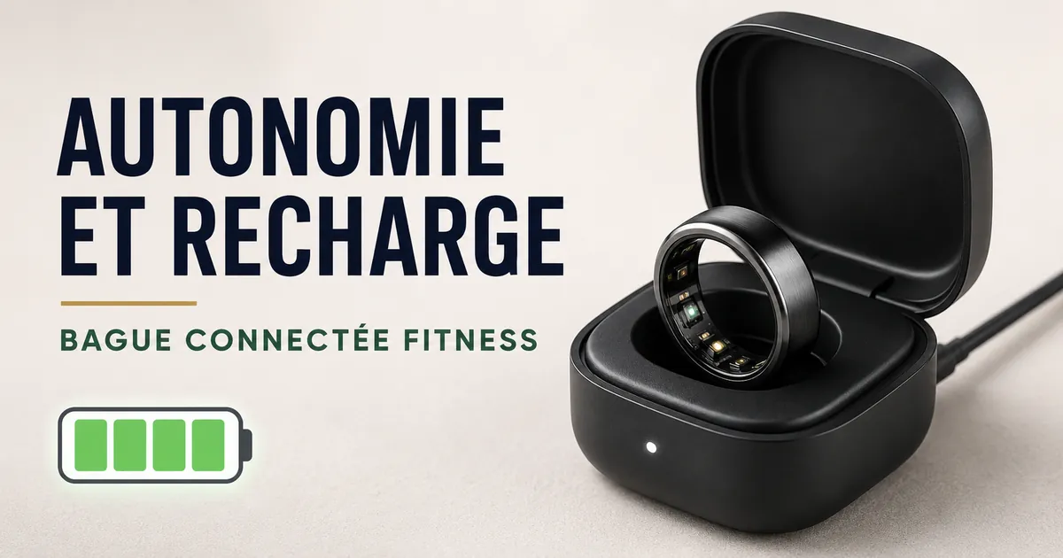 Bague connectée fitness posée dans un boîtier de recharge compact près d’un indicateur de batterie